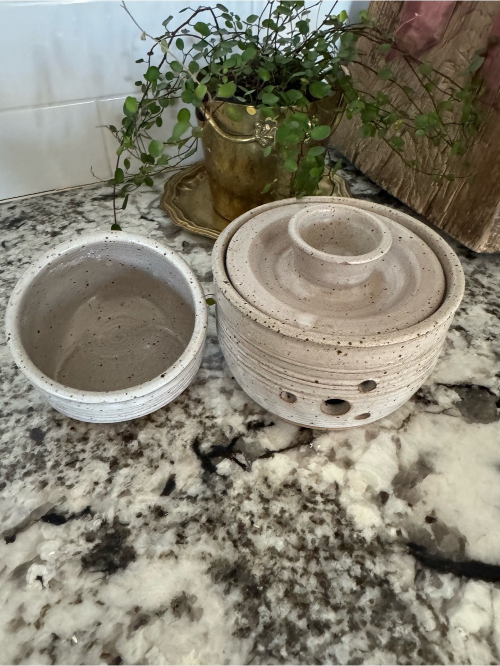 Handmade Ceramic Oil Warmer - Cream Speckled